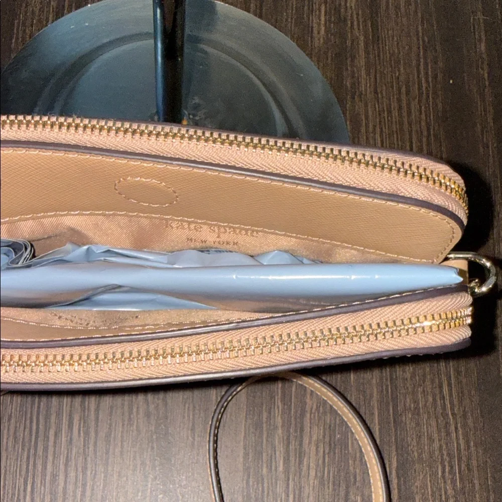 Kate Spade Peach Crossbody Bag - Picture 6 of 15